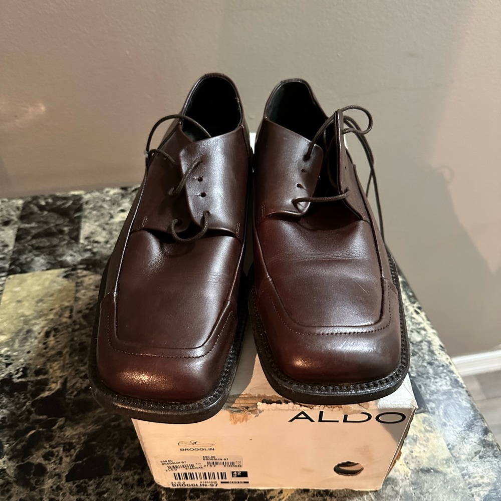 Aldo Brown Leather Oxfords Classic Style
